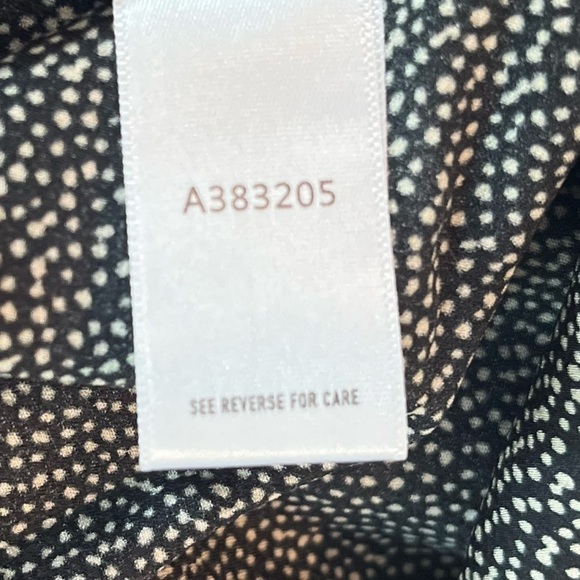 NWT BISHOP + YOUNG Women's Satin Black Polka Dots Long Sleeve Blouse Sz L - Picture 11 of 14